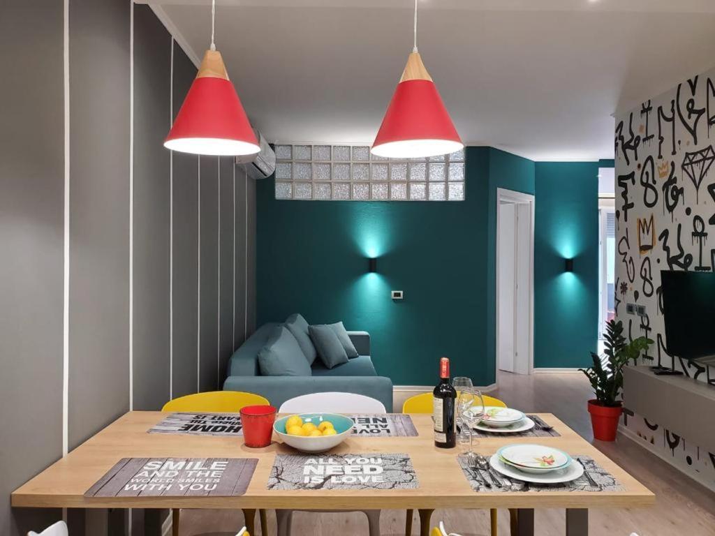Helga'S Deluxe 3 Apartment Tiranë Ngoại thất bức ảnh